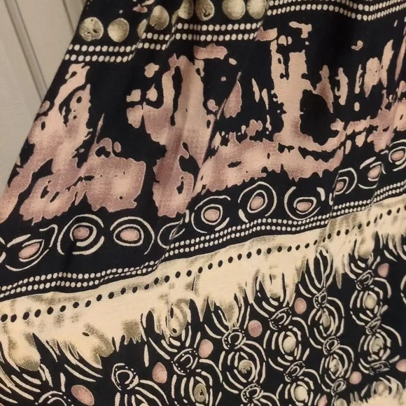 Elementz Maxi Dress with Flutter Sleeves – Perfect for Work Travel-Everything! - Picture 3 of 13